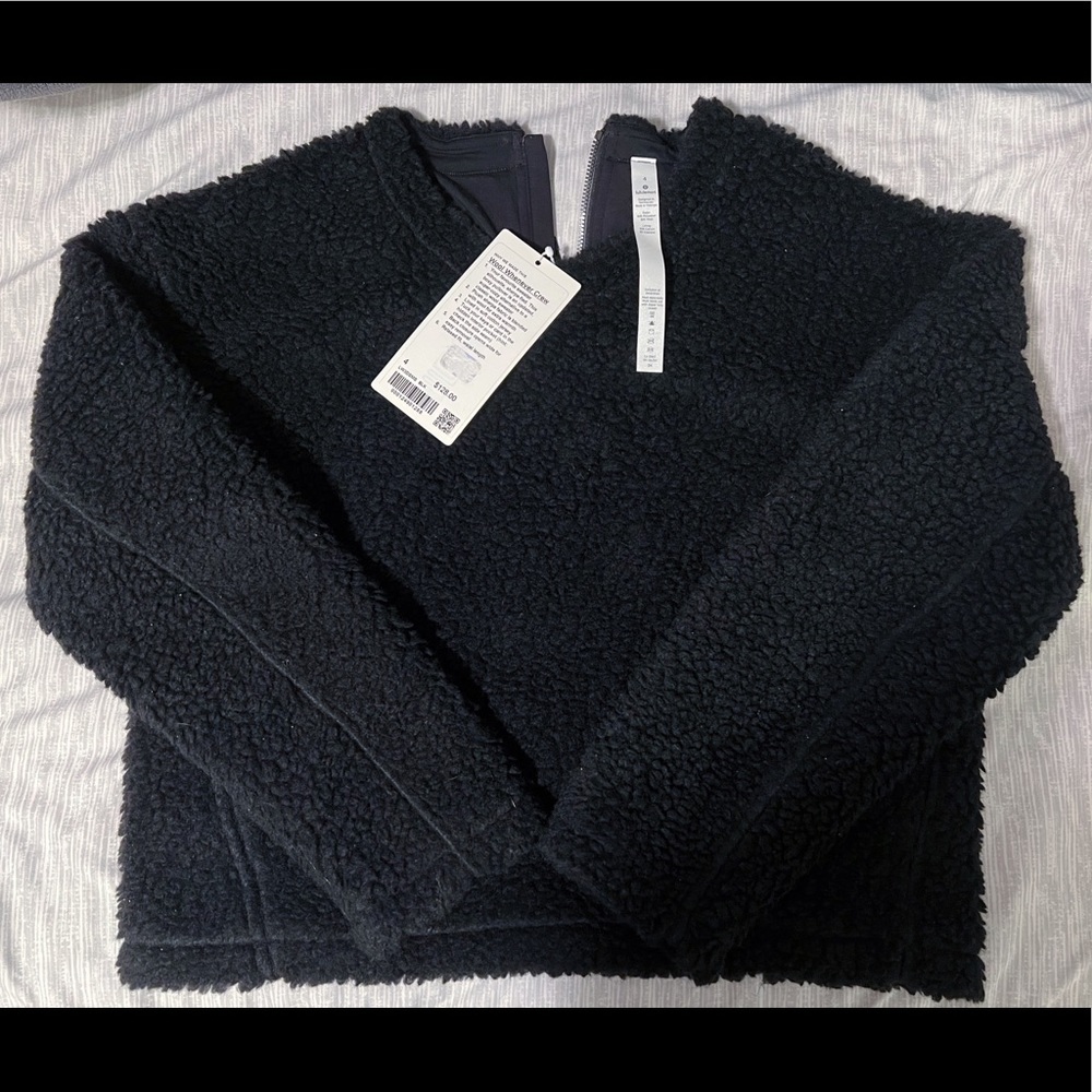 Lulu Lemon Sherpa sweater size 4 black